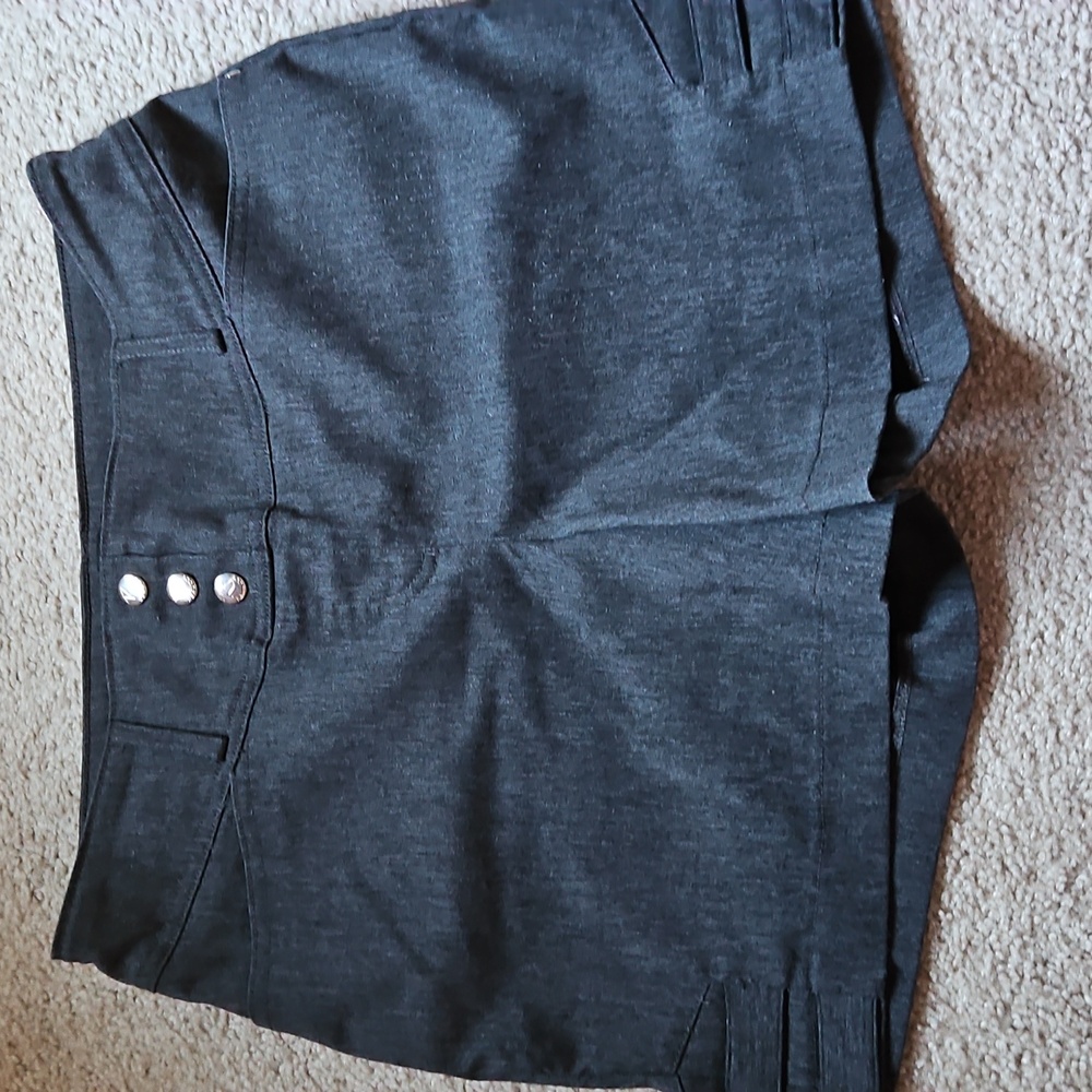 Rekucci 5 inch pull on stretch shorts